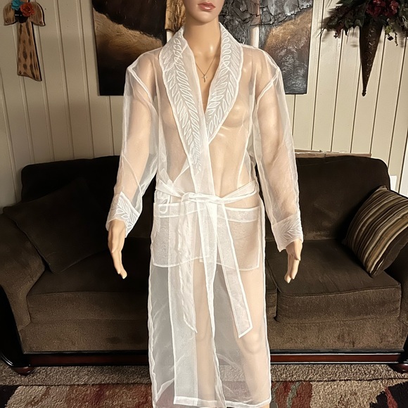 Inner Self~Women Size Small Sheer Robe - Picture 5 of 9